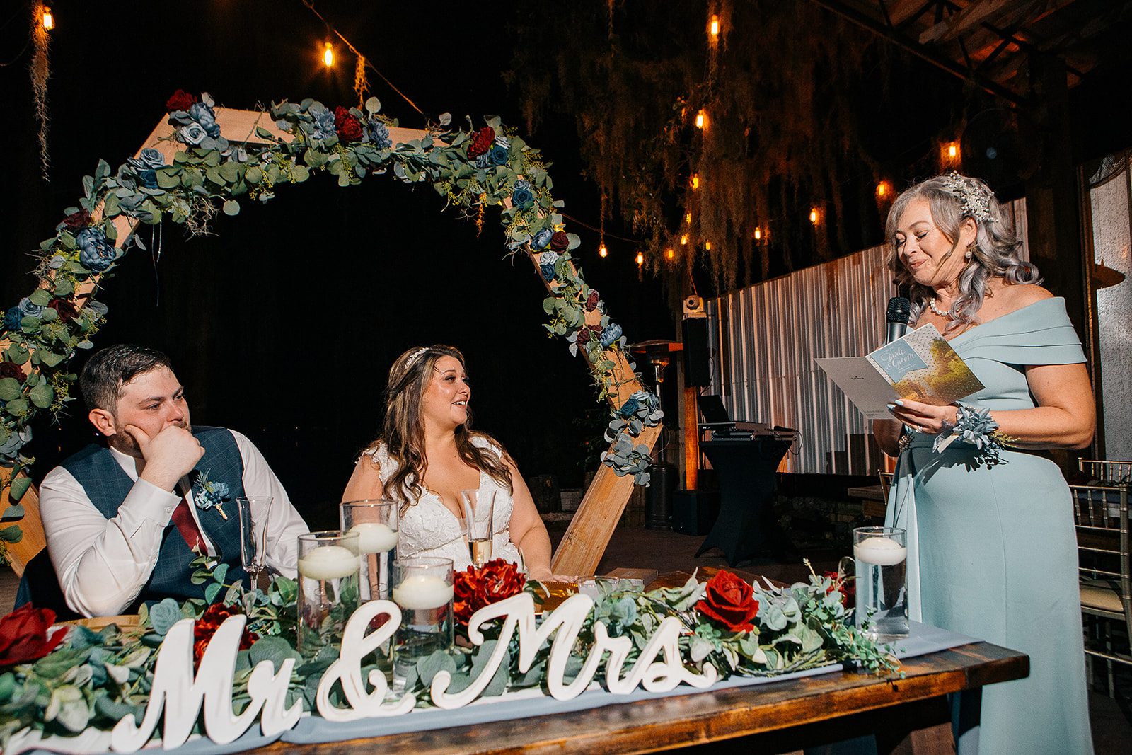 Lesley + Alex - Wedding at Knotted Roots on the Lake