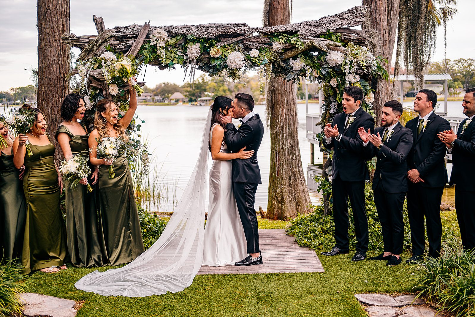 Samantha + Phillipe - Wedding at Knotted Roots on the Lake