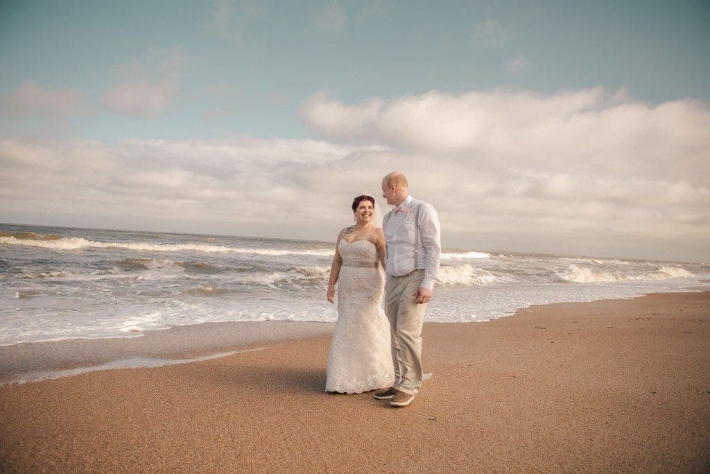 3 things to look for in a wedding photographer.