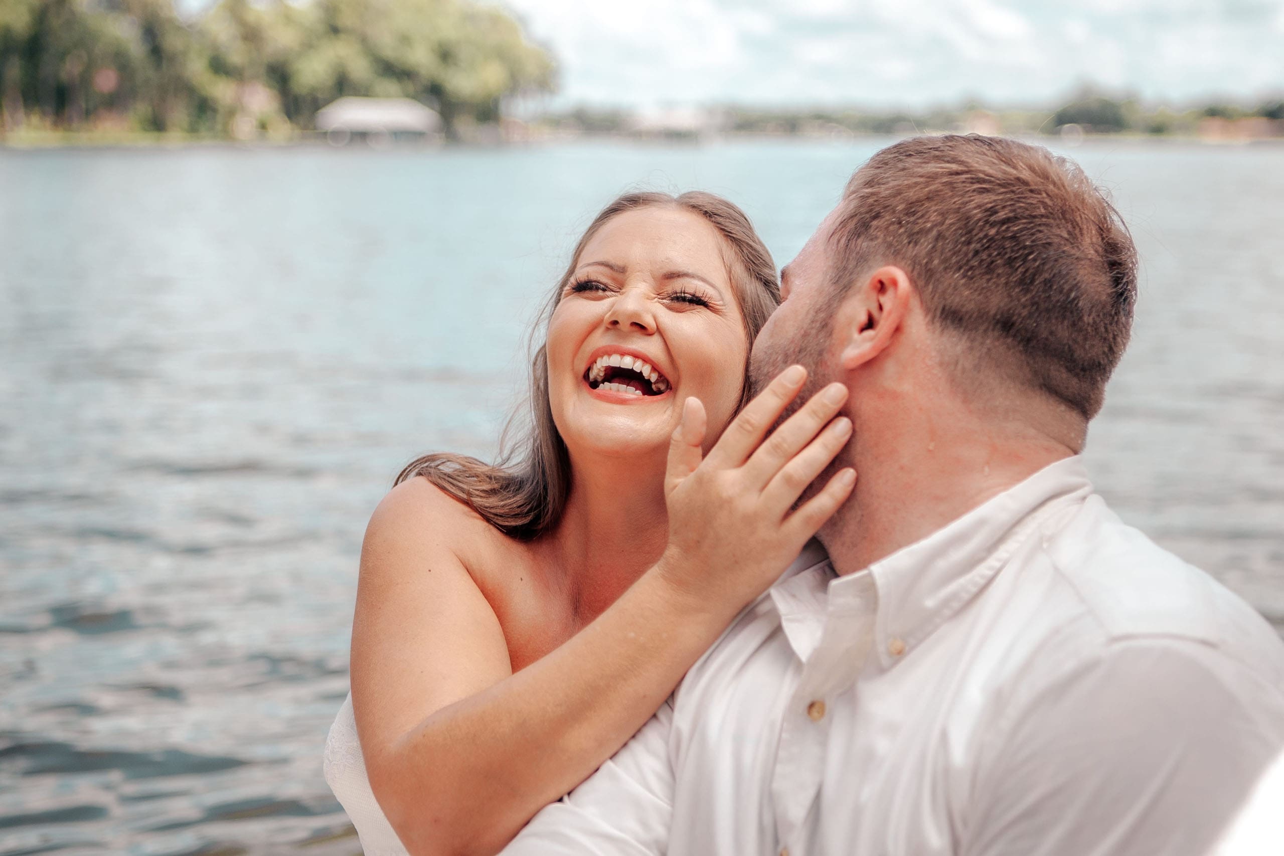 Stylized Wedding at Knotted Roots on the Lake