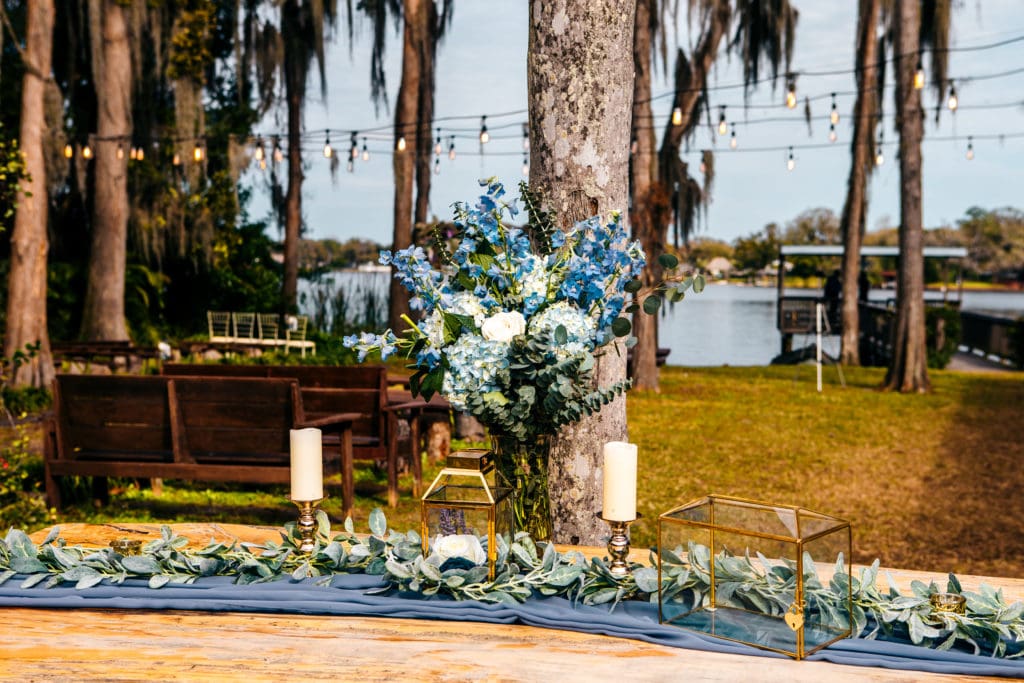 Drozdowicz Wedding at Knotted Roots on the Lake