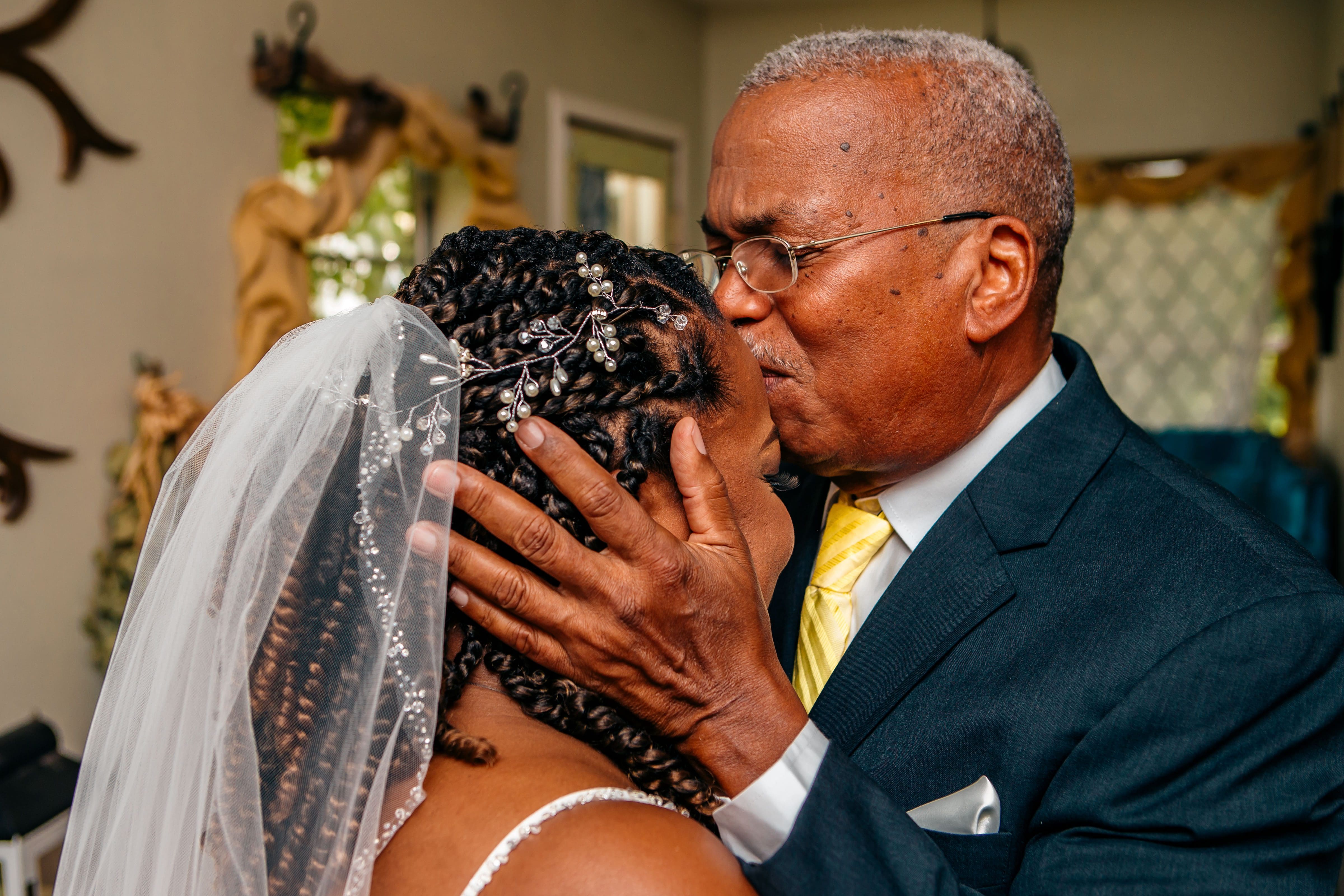 Saony & Justin - Wedding at Knotted Roots on the Lake